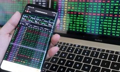 Chứng khoán tuần qua: Tâm điểm cổ phiếu “họ” Vin, NVL, PC1