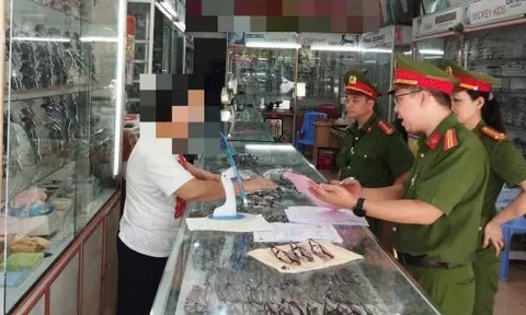 Tạm giữ hơn 4.000 sản phẩm kính mắt nghi giả mạo, không rõ nguồn gốc xuất xứ