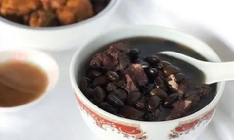 Mẹ chồng tôi nói rằng ăn 2 món này luân phiên rất tốt cho thận, mắt và tóc: Nguyên liệu rẻ lại dễ nấu và ngon
