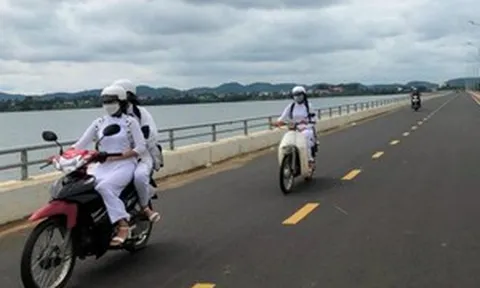 Từ 15/8: Người từ 16 đến dưới 18 tuổi điều khiển xe máy sẽ bị xử phạt, không còn phụ thuộc dung tích xi-lanh