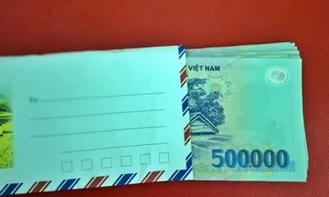 Bố mẹ nói cho vay 200 triệu xây nhà, về đếm lại con gái phát hiện điều bất ngờ