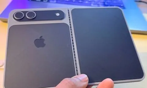 Apple lộ kế hoạch 'tất tay' với iPhone gập, sẵn sàng 'đại chiến' Samsung?