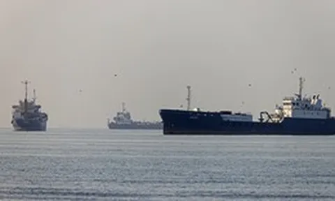 Iran tuyên bố Mỹ phải công nhận 'trật tự mới' của Tehran tại eo biển Hormuz