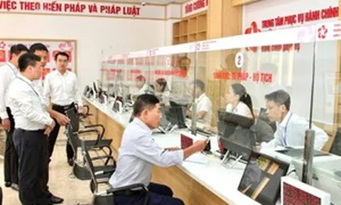 Từ nay, cán bộ hành chính công được hỗ trợ 3 triệu đồng/người/năm: Điều kiện và mục đích nhận tiền là gì?