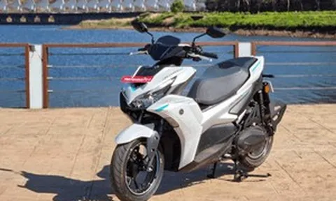 Yamaha ra mắt NVX chạy điện: Giữ dáng xe xăng, đi 117 km mỗi lần sạc