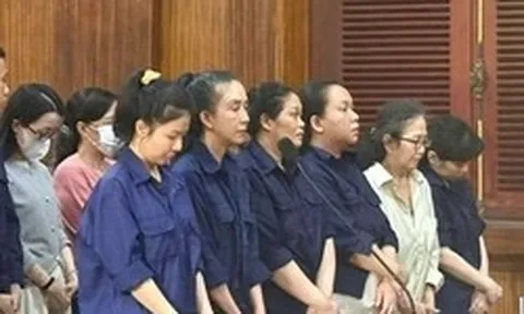 TAND TPHCM trả hồ sơ vụ mua bán trái phép hơn 4.000 tài khoản ngân hàng