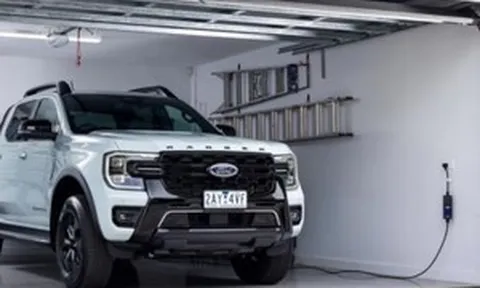 Cận cảnh Ford Ranger PHEV: Trạm điện di động có mức tiêu hao nhiên liệu cực thấp