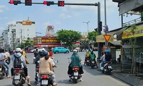 Quy định mới về đèn đỏ, đèn xanh, đèn vàng, nếu dừng quá vạch có bị phạt không?