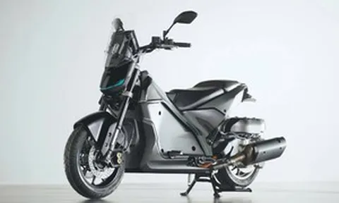 Yamaha phát triển xe ga hybrid mới với hai mô-tơ điện, có thể chạy hoàn toàn bằng điện