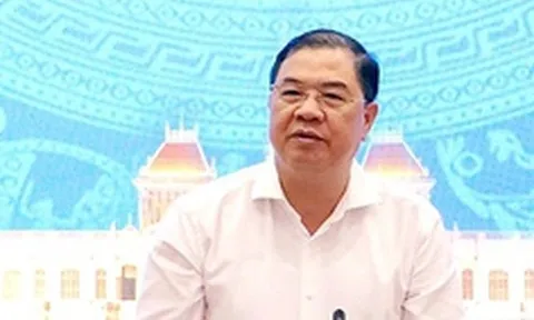 Phó thủ tướng thường trực: Có lộ trình di dời cảng biển ra khỏi trung tâm TP.HCM để giảm ùn tắc giao thông