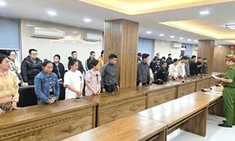 Khởi tố 2 nhân viên ngân hàng trong đường dây rửa tiền hơn 2,5 tỷ USD