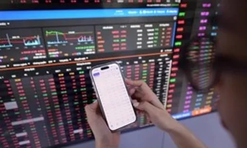 VN-Index suýt thủng mốc 1.800 điểm