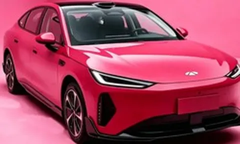 Hãng xe xây nhà máy tại Việt Nam ra mắt sedan mới giá dưới 500 triệu đồng: Có cả bản điện và hybrid, tiêu thụ nhiên liệu 1,01L/100km