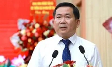 Ông Đinh Văn Nơi: Sẽ cùng chính quyền Phú Quốc phục vụ dân, góp sức đưa đảo ngọc cất cánh
