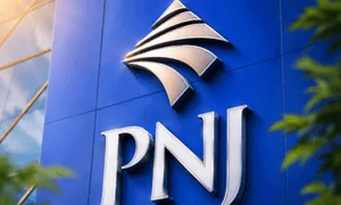Cổ phiếu PNJ ngược dòng 'tăng kịch trần' sau biến cố cựu lãnh đạo bị bắt