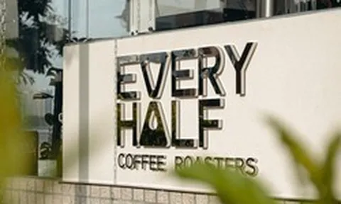 Every Half Coffee được rót thêm 8 triệu USD