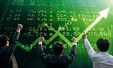 Nhà đầu tư đua nhau “bắt đáy” cổ phiếu Novaland (NVL) trong ngày VN-Index ngược dòng hơn 46 điểm từ đáy