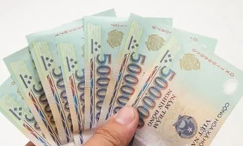 Mỗi người cao tuổi sẽ được nhận 300.000 đồng tiền mặt, dịp gì và khi nào nhận, áp dụng tại địa phương nào?