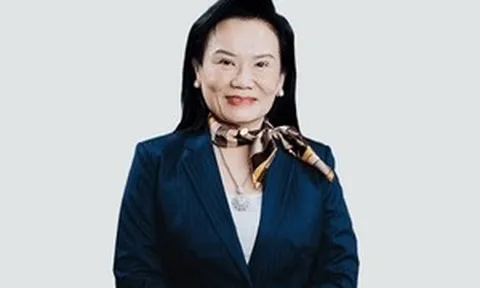 Cổ phiếu vừa lên HoSE, mẹ Chủ tịch VietBank lập tức đăng ký mua thêm 22 triệu cổ phiếu