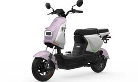 Xe điện VinFast Amio S2 lộ diện với giá 12 triệu đồng: Giải pháp đi lại an toàn không cần bằng lái, pin LFP đi 65 km mỗi lần sạc