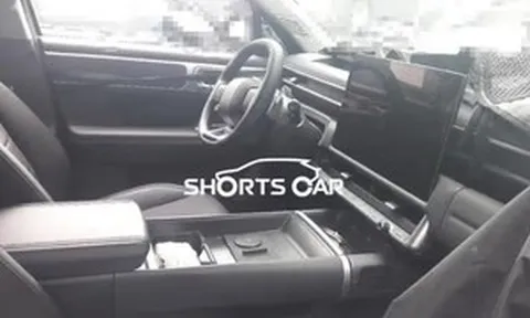 Chưa ra mắt, Hyundai Santa Fe 2027 đã gây chú ý với màn 'lột xác' bên trong cabin
