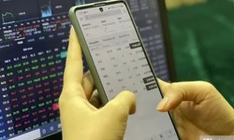 Xử phạt 2 doanh nghiệp vi phạm công bố thông tin