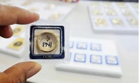 Lộ trình chi tiết mức thanh toán tiền mua lại của PNJ: Hoàn tất sau 120 ngày, chuyển đổi sản phẩm khác được ưu đãi tới 5%