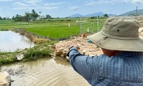 Cao tốc hoàn thành, dân mỏi mòn chờ tiền hỗ trợ