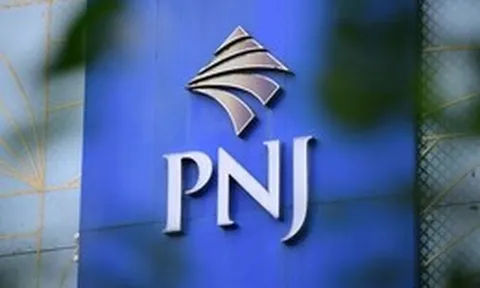 PNJ giảm sàn 4 phiên liên tiếp, hơn 41 triệu cổ phiếu sang tay kỷ lục