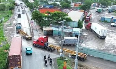 Phó giám đốc Sở Xây dựng TP.HCM: Đóng kết nối dứt điểm bãi xe container tự phát dọc đường Võ Chí Công