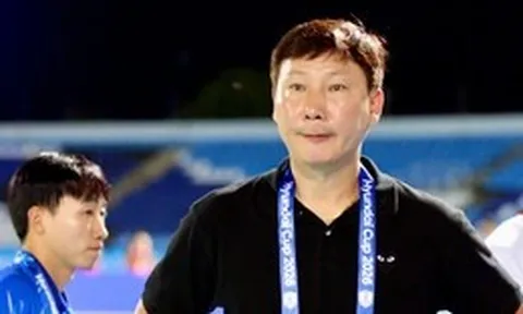 HLV Kim Sang Sik dùng đội hình gì đấu Singapore?