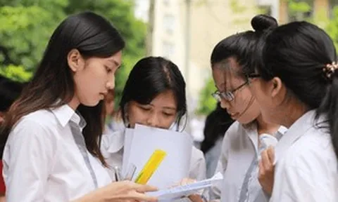 Điểm chuẩn đại học năm 2026 được dự báo giảm, Đại học Kinh tế Quốc dân lấy từ 23 điểm