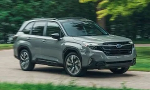 Mẫu SUV Nhật Bản rục rịch mang công nghệ hybrid về Việt Nam, mức giá đồn đoán khiến nhiều người giật mình