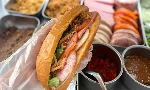 Điều gì khiến 84 người đồng loạt nhập viện sau khi ăn bánh mì ở Lâm Đồng?