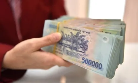 Lãi suất vay mua nhà chạm ngưỡng 16%/năm, người vay lo 'không gồng nổi'