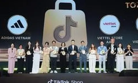 Viettel Store nhận giải thưởng Top Performance Mall, tạo nền tảng cho chiến lược tăng trưởng dài hạn