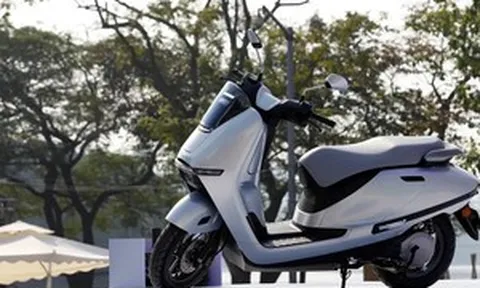 Honda tung loạt ưu đãi khủng cho xe máy điện: Giảm thẳng hơn 20 triệu, tặng kèm quà đắt tiền