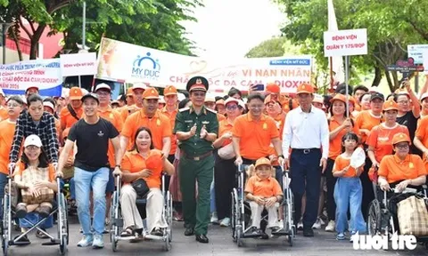 Phố Nguyễn Huệ ngập sắc cam đi bộ đồng hành với nạn nhân chất độc da cam 2026
