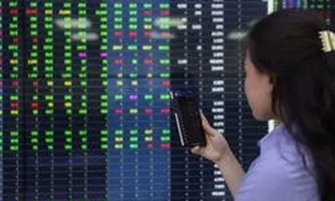 Chứng khoán Việt diễn biến thế nào khi Fed giữ nguyên lãi suất?