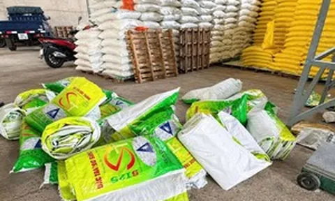 Hơn 22 tấn gạo mang nhãn 'gạo ngon nhất thế giới' bị làm giả