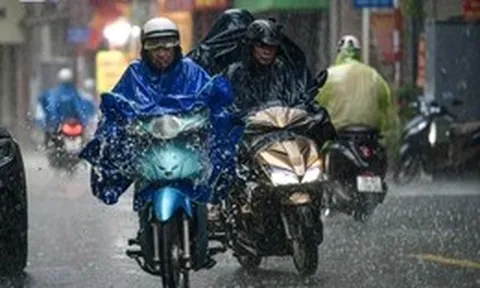 Thời tiết hôm nay 6-8: Bắc Bộ mưa to, bão trên Biển Đông suy yếu
