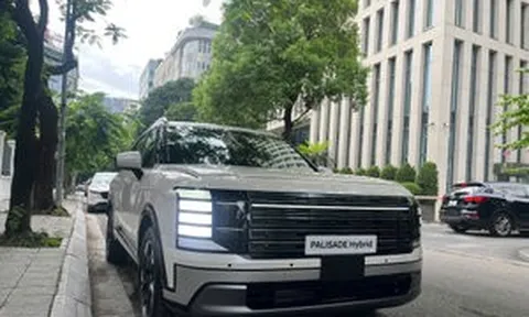 Hyundai Palisade 2026 bản 'giá mềm' bất ngờ lộ diện tại đại lý, rẻ hơn gần 200 triệu đồng