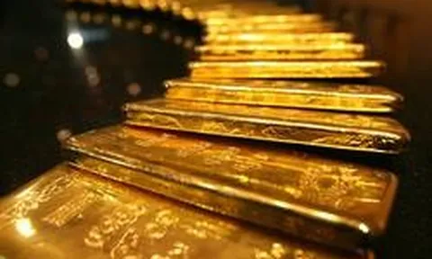Sau phiên bứt phá mạnh nhất trong vòng 6 tháng, giá vàng và bạc có thể tăng đến đâu?