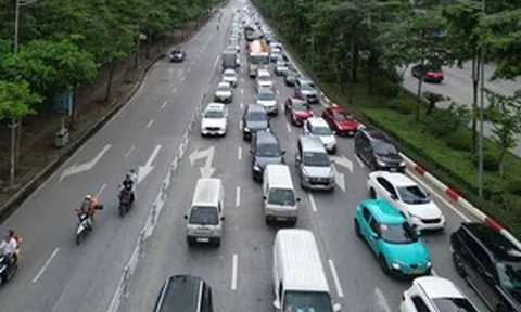 Từ ngày 15/8, chở trẻ em đi ô tô bố mẹ phải trang bị thêm thiết bị quan trọng này, nếu vi phạm bị xử lý thế nào?