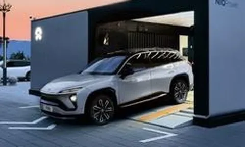 Một 'vua pin' tuyên bố sẽ xây 10.000 trạm đổi pin ô tô điện vào năm 2028, phục vụ 1 triệu xe mỗi ngày chỉ với 3 phút