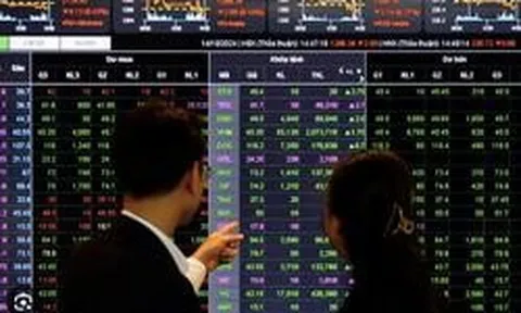 Chứng khoán tuần qua: Cổ phiếu doanh nghiệp nhà nước “nổi sóng”, loạt cổ phiếu “hot” rơi vào danh sách cắt margin