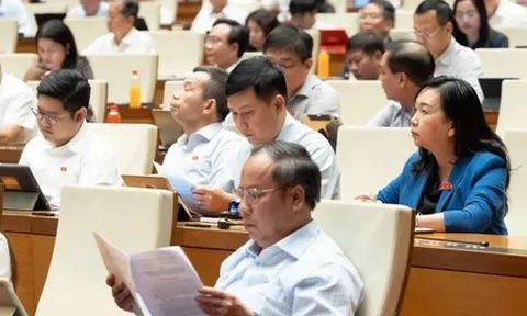 Tin tức sáng 9-8: Quốc hội thảo luận sửa Luật Phòng, chống rửa tiền; Lãi suất qua đêm giảm mạnh