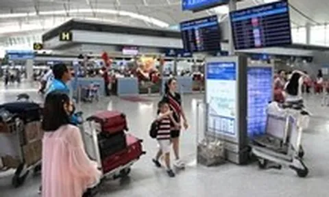 UAV xâm nhập khu vực bay: Ai chịu trách nhiệm cho hàng chục chuyến bay bị hoãn, hủy chuyến?