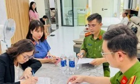 Lệnh khám xét, khởi tố chủ doanh nghiệp vàng bạc Nguyễn Thị Thanh Nga SN 1967