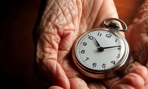 Cụ bà 111 tuổi tiết lộ bí quyết sống thọ: 3 điều bà nhất quyết không làm